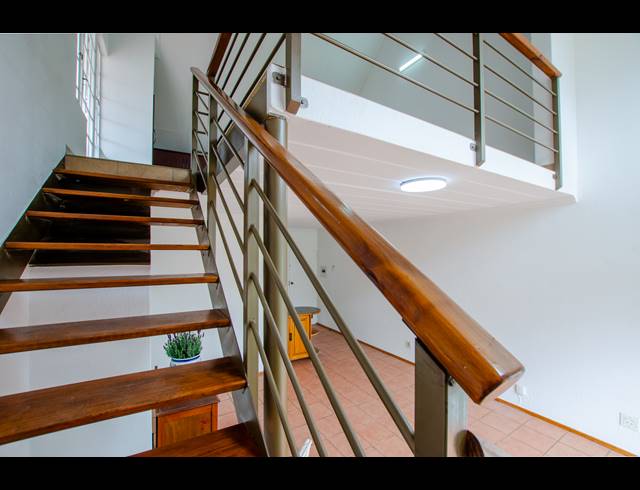 2 BEDROOM APARTMENT FOR SALE IN RIETVALLEIRAND